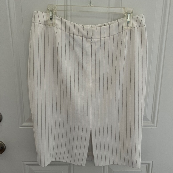 3 pc Suit Set Doncaster Signature Women’s size 14 Blazer Pants Skirt - Picture 5 of 7